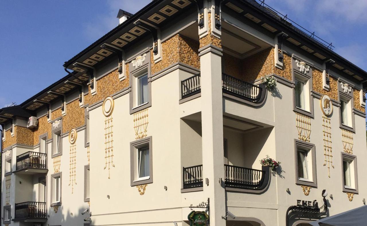 Economy Room In Hotel Eney Lemberg Exterior foto